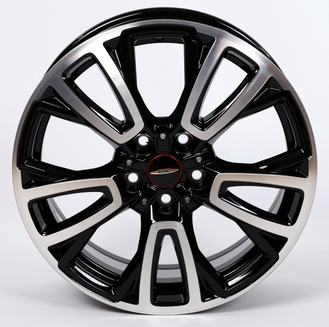 Czarny połysk z toczonym frontem CNC